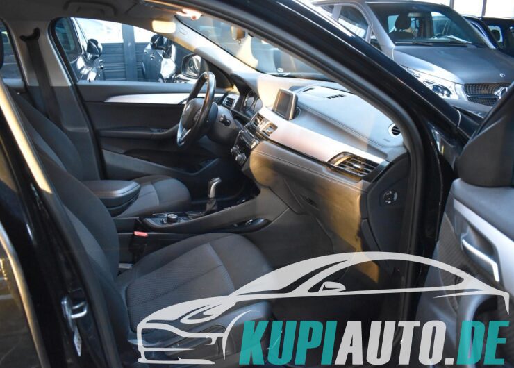 BMW X2 sDrive 18 d Advantage/LED-Scheinwerfer/PDC/