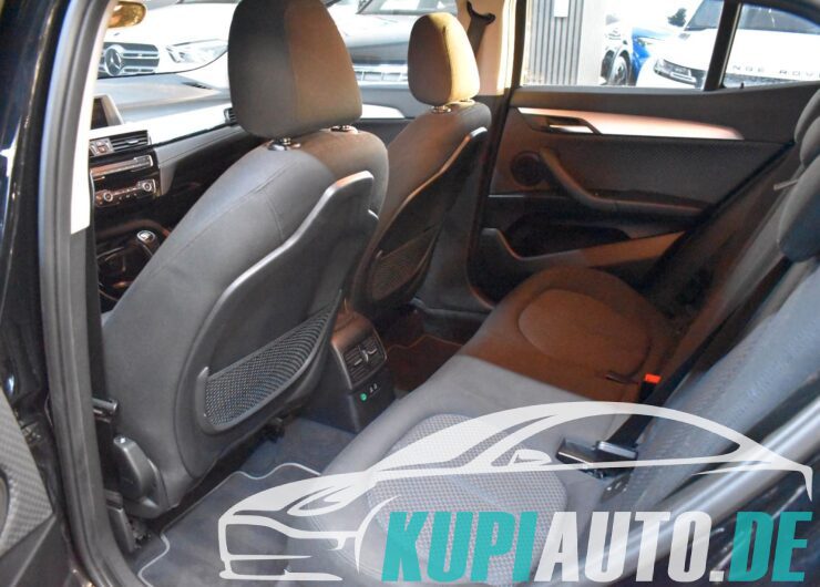 BMW X2 sDrive 18 d Advantage/LED-Scheinwerfer/PDC/