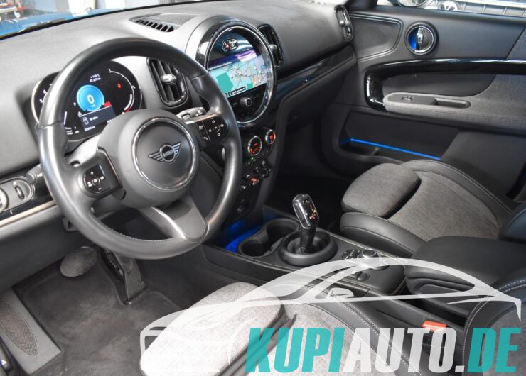 MINI Cooper Countryman Classic Trim/LED/SHZ/PDC/ALU/