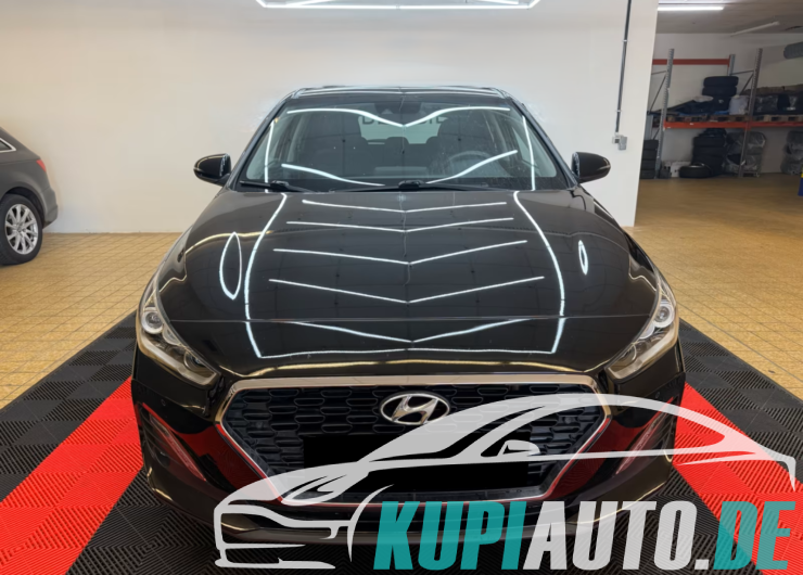 Hyundai i30 YES! Plus/Navi/Kamera/LED/PDC/TOP