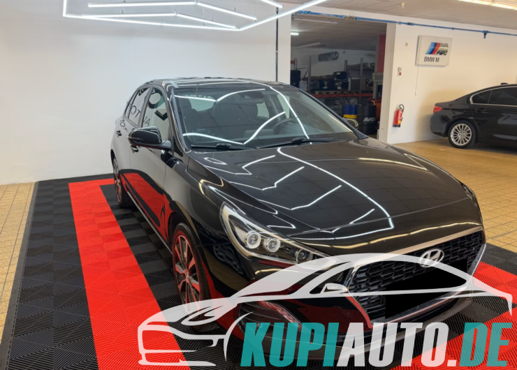 Hyundai i30 YES! Plus/Navi/Kamera/LED/PDC/TOP