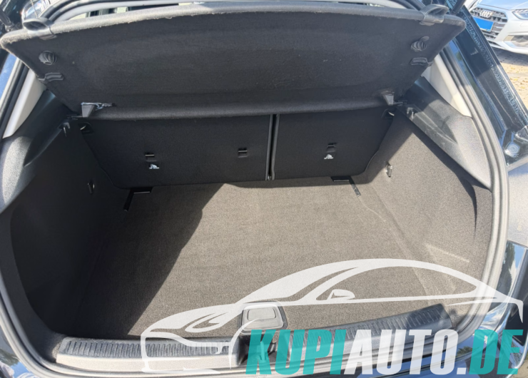 Mercedes-Benz A 200 d