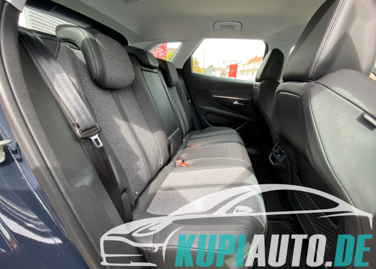 Peugeot 3008 Hybrid 225 Allure Nav/PDC+Kamera/Assistenz