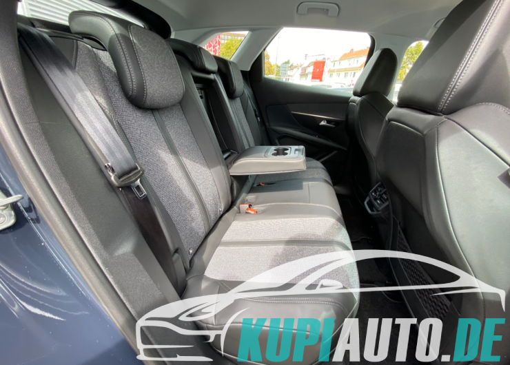 Peugeot 3008 Hybrid 225 Allure Nav/PDC+Kamera/Assistenz