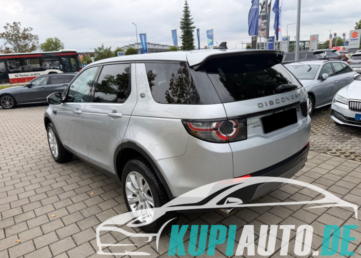 Land Rover Discovery Sport SE AWD
