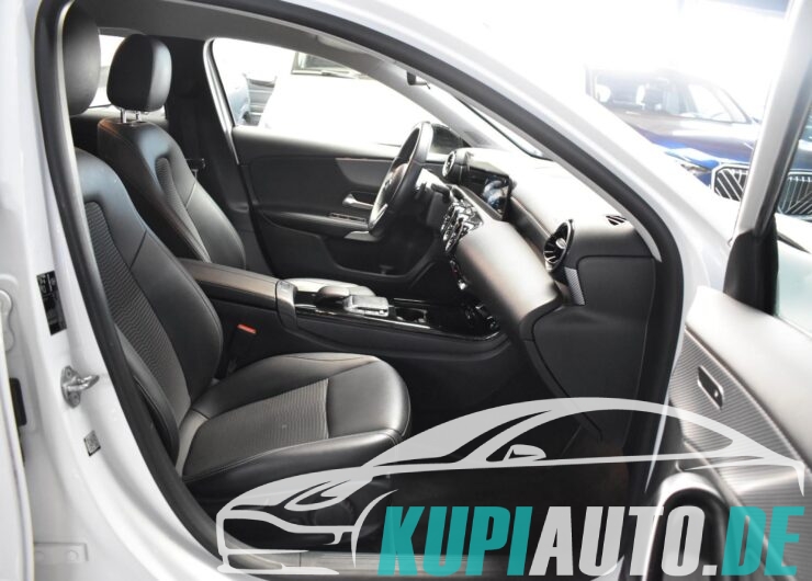 Mercedes-Benz A 250*KAMERA*NAVIGATION*WIDESCREEN*SHZ*PDC*