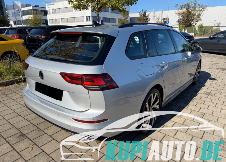 Volkswagen Golf VIII Variant R-Line