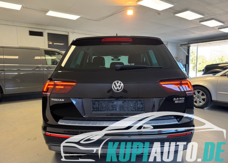 Volkswagen TIGUAN 2.0 TDI HIGHLINE 4M*AUT*LEDER*LED*NAVI*HU