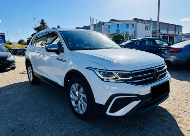 Volkswagen Tiguan Allspace+Alcantara+LED+AHK+St.Hzg+360°+