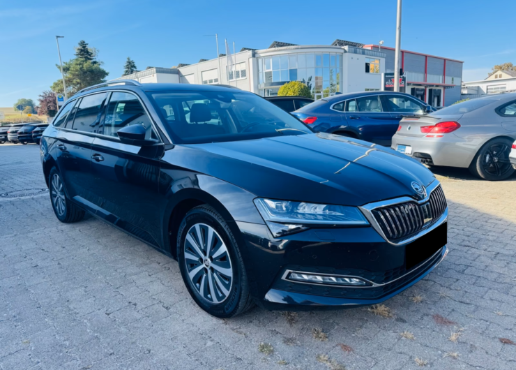 Skoda Superb Combi Style+LED+ACC+VIRTUAL+APPLE+TOP