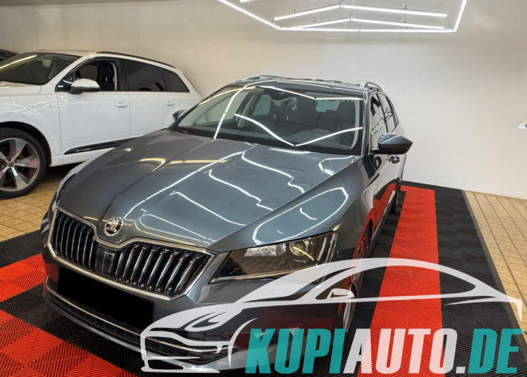 Skoda Superb Combi L&K 4×4/Navi/Xenon/Leder/Kamera