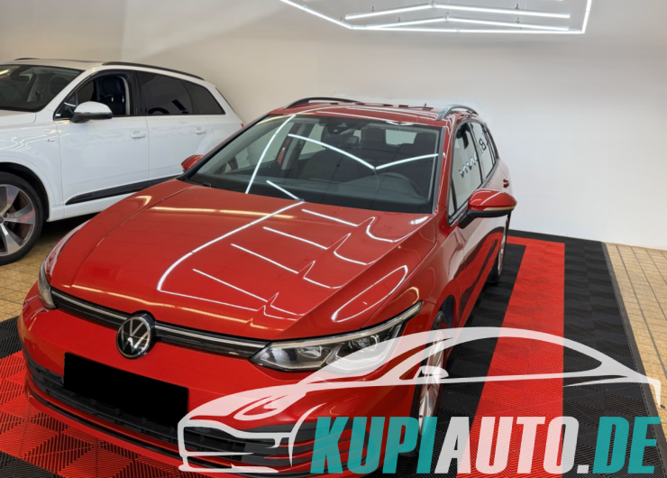 Volkswagen Golf VIII Variant Life/Navi/LED/Ambient/Erster H