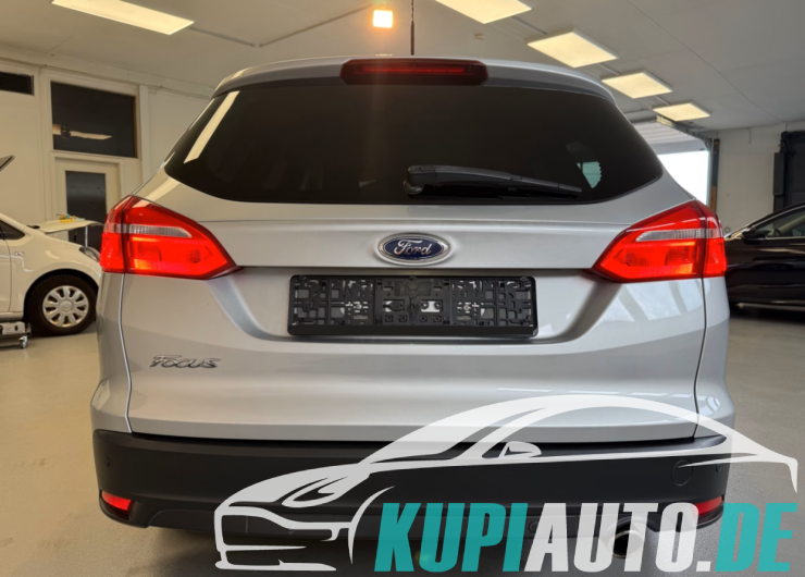 Ford Focus FOCUS 1.5 TURNIER SPORT/CLIMATIC/PDC/STZH/MFL/LM