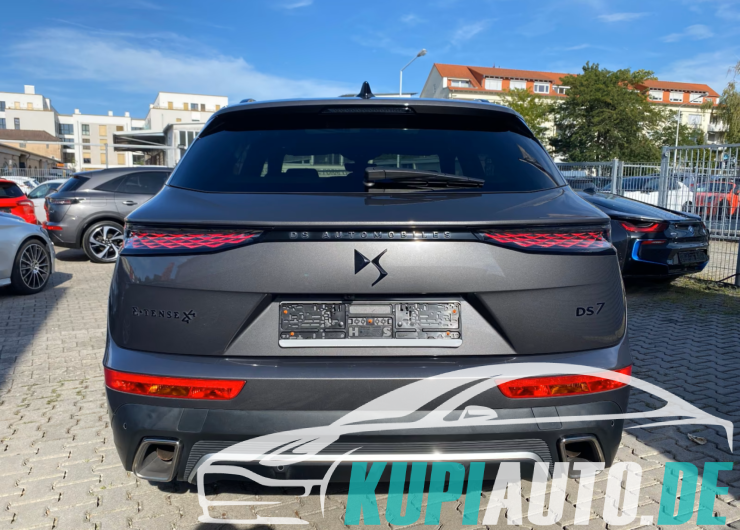 DS Automobiles DS7 E-Tense 300 kW Performance Line + 4×4