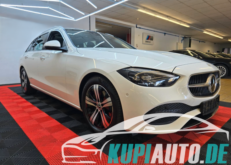 Mercedes-Benz C 220 *1-Hand*Panorama*Leder*LED*Keyless-GO*AHK*