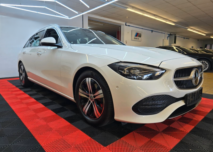 Mercedes-Benz C 220 *1-Hand*Panorama*Leder*LED*Keyless-GO*AHK*