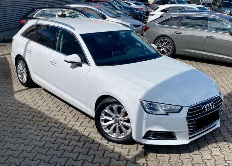 Audi A4 Avant design ultra ACC/PDC/HuD/Shz/Assistenz