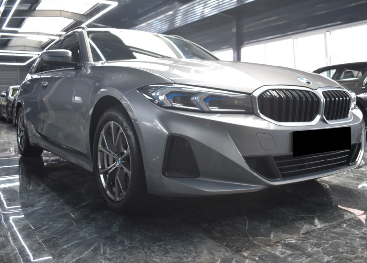 BMW 330 d Touring xDrive*HEAD-UP*AHK*ADAP.LED*KAMERA