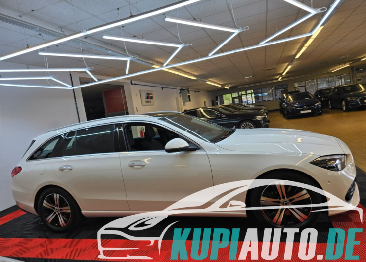 Mercedes-Benz C 220 *1-Hand*Panorama*Leder*LED*Keyless-GO*AHK*