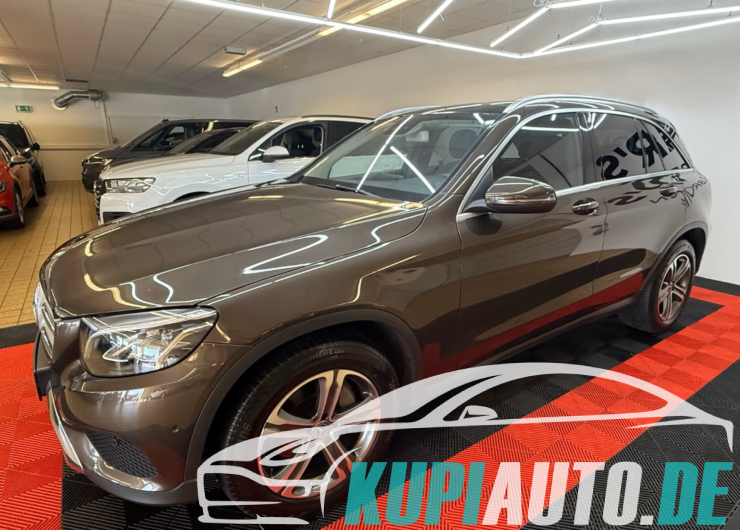 Mercedes-Benz GLC 220 d 4Matic/Navi/LED/Leder/PANO/Kamera