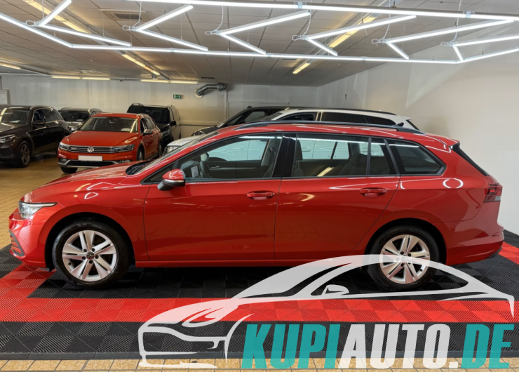 Volkswagen Golf VIII Variant Life/Navi/LED/Ambient/Erster H