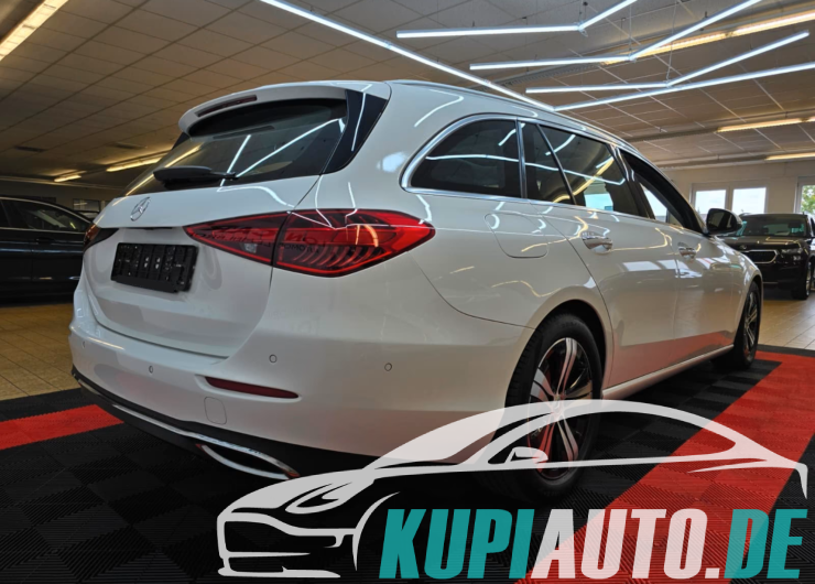 Mercedes-Benz C 220 *1-Hand*Panorama*Leder*LED*Keyless-GO*AHK*