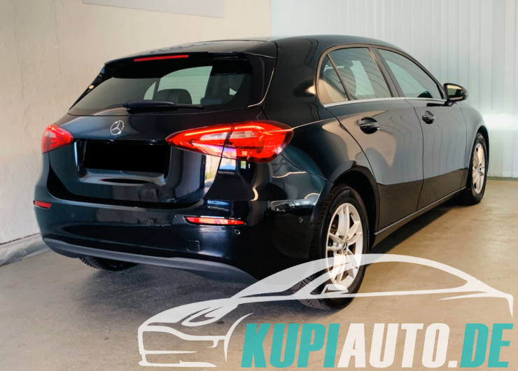 Mercedes-Benz A 180 d Business°NAVI°SHZ°TEMP°PDC°