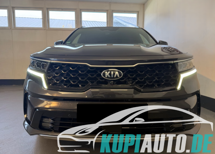Kia SORENTO 2,2 CRDI PLATINUM 4WD*AUT*LEDER*MAX VOLL