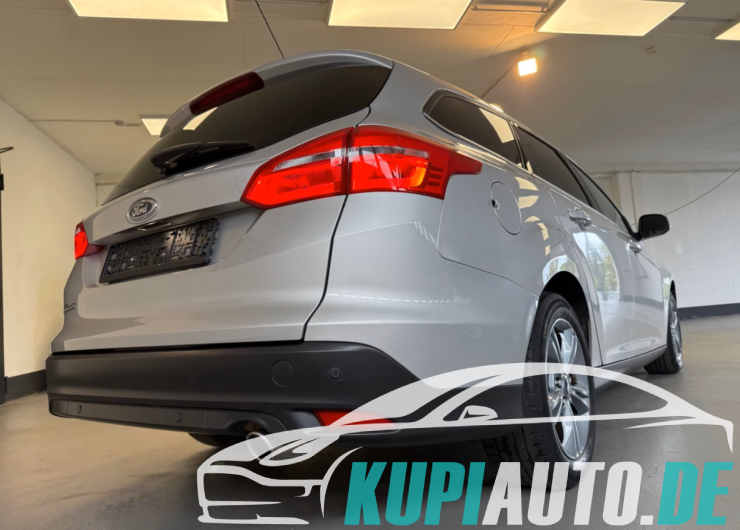 Ford Focus FOCUS 1.5 TURNIER SPORT/CLIMATIC/PDC/STZH/MFL/LM