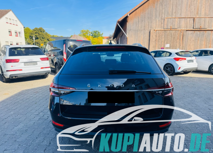 Skoda Superb Combi Style+LED+ACC+VIRTUAL+APPLE+TOP