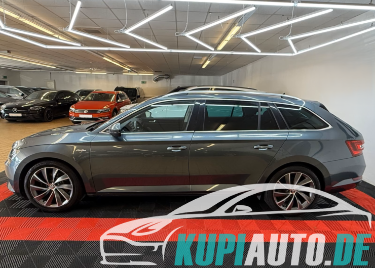 Skoda Superb Combi L&K 4×4/Navi/Xenon/Leder/Kamera