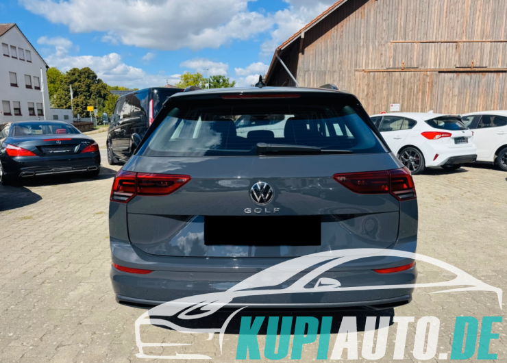 Volkswagen Golf VIII Variant AHK+DSG+LED+APPLE+VIRTUAL+ACC