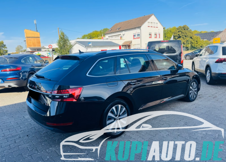 Skoda Superb Combi Style+LED+ACC+VIRTUAL+APPLE+TOP