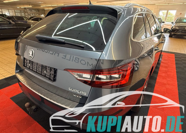 Skoda Superb Combi L&K 4×4/Navi/Xenon/Leder/Kamera