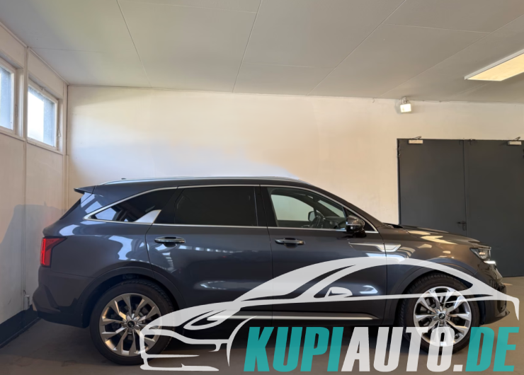 Kia SORENTO 2,2 CRDI PLATINUM 4WD*AUT*LEDER*MAX VOLL