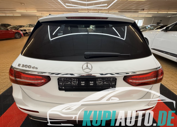 Mercedes-Benz E 300 E T-Modell Avantgarde/Navi/Kamera/LED/TOP