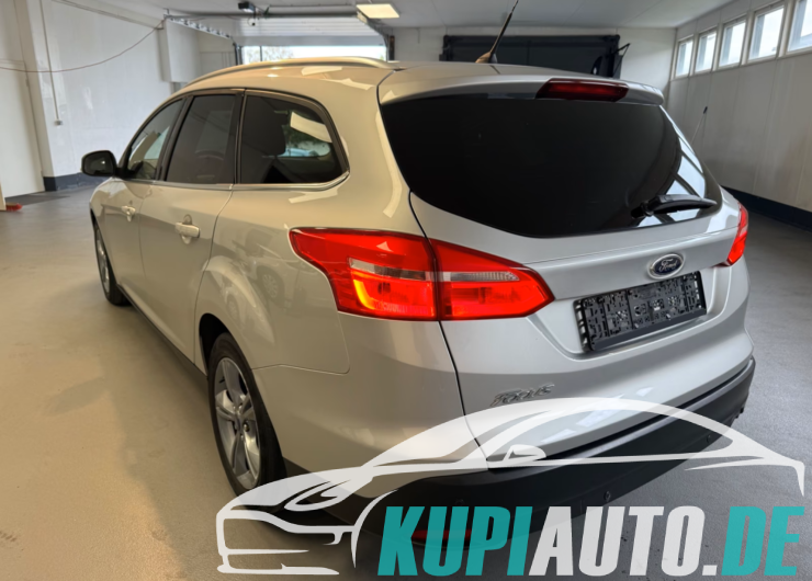 Ford Focus FOCUS 1.5 TURNIER SPORT/CLIMATIC/PDC/STZH/MFL/LM
