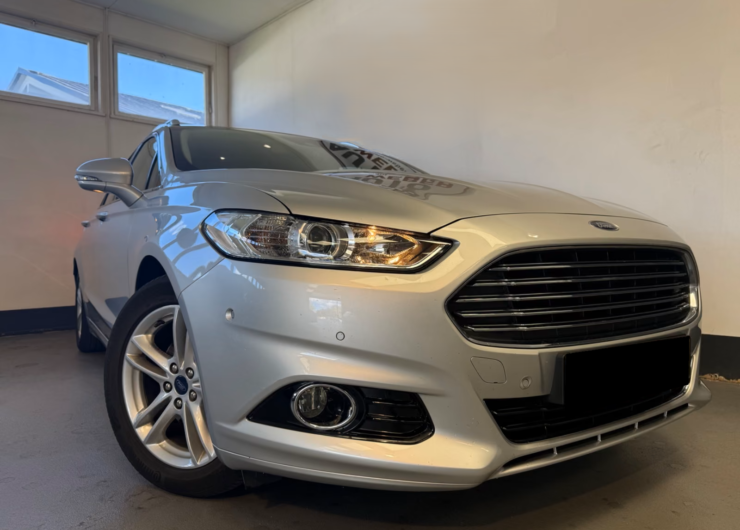 Ford Mondeo MONDEO 2.0 TDCI TURNIER TITANIUM/AUT/APPLE/BT/LM