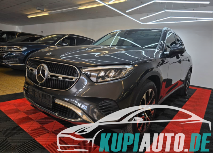 Mercedes-Benz GLC 220 d/1-Hand/4Matic/Panorama/Leder/Burmester/