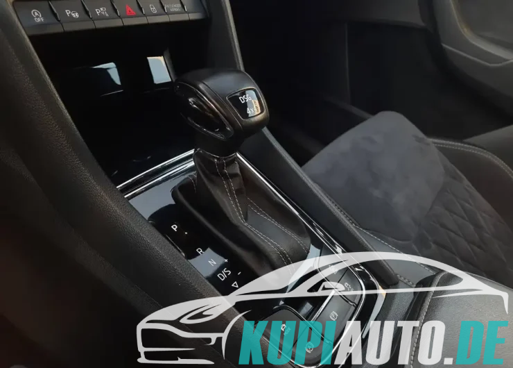 Skoda Kodiaq Sportline 4×4/LED/7Sitz/Pano/Kam/AhK/StdH/20″