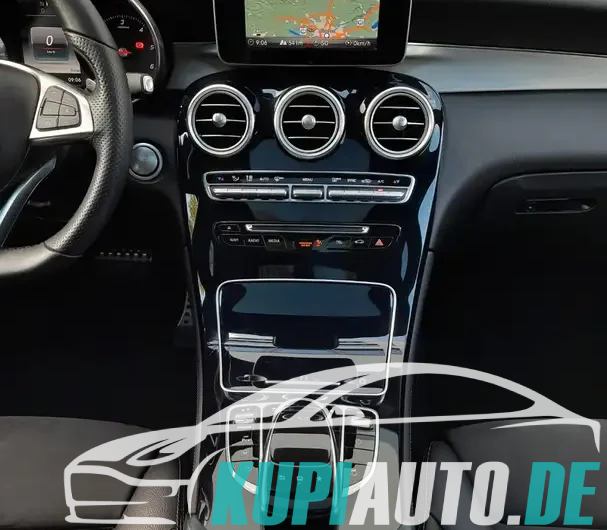 Mercedes-Benz GLC 220 d 4Matic/3xAMG-Line/LED/Pano/Kam/AhK