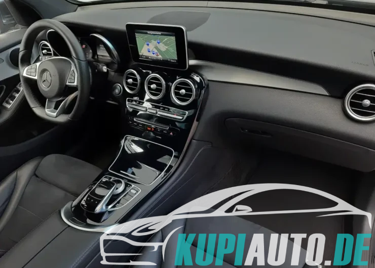 Mercedes-Benz GLC 220 d 4Matic/3xAMG-Line/LED/Pano/Kam/AhK