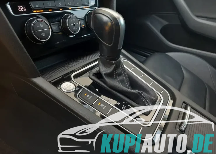 Volkswagen Arteon 2.0 DSG/3xR-Line/LED/HuD/Pano/Virt.C/Kam