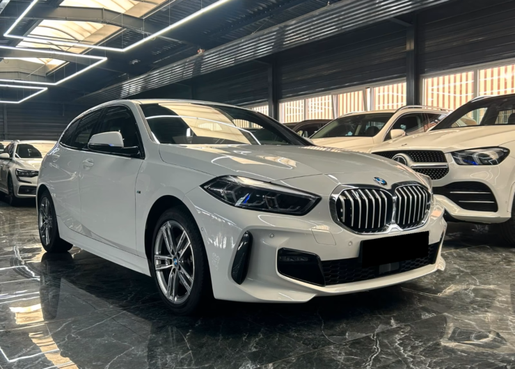 BMW 116 i M SPORT/LED/LIVE COCKPIT/AHK/SHZ/PDC/