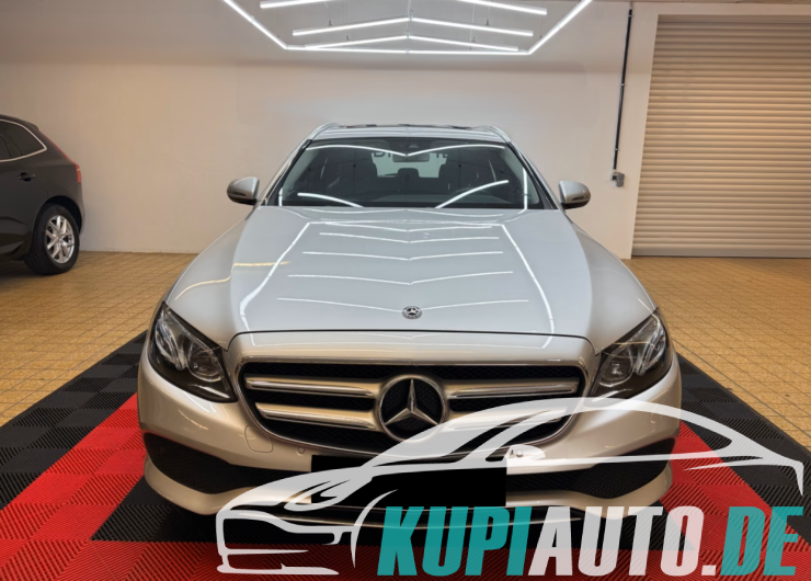 Mercedes-Benz E 220 d T Avantgarde/Navi/LED/Kamera/AHK