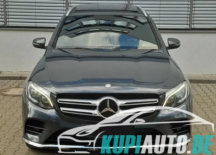 Mercedes-Benz GLC 220 d 4Matic/3xAMG-Line/LED/Pano/Kam/AhK