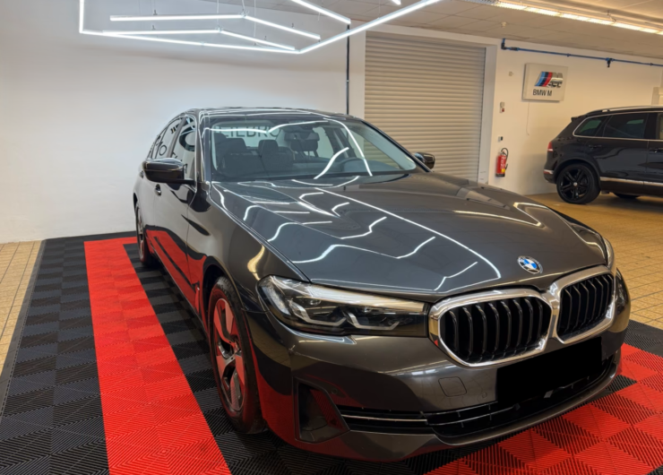 BMW 520 d Limousine/Navi/LED/Kamera/Erster H/top