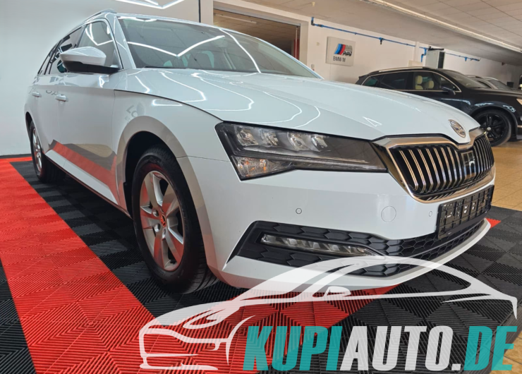 Skoda Superb Combi Ambition/1-Hand/Virtual/LED/Kamera/