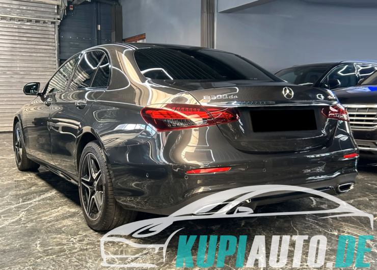 Mercedes-Benz E 300 de 4Matic AMG LINE/KAMERA/AHK/LED/SHZ/
