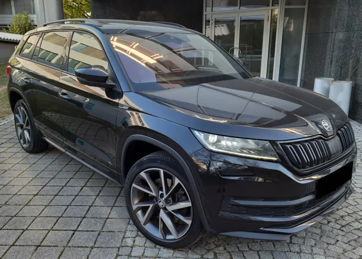 Skoda Kodiaq Sportline 4×4/LED/7Sitz/Pano/Kam/AhK/StdH/20″